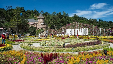 Danh hiệu tập thể lao động xuất sắc