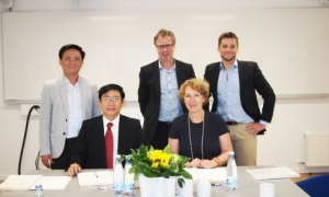 Hiệu trưởng Đại học Kiến trúc TP.Hồ Chí Minh thăm và làm việc tại Đại học UCN (Đan Mạch)