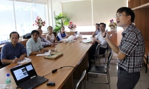 Sinh hoạt học thuật: “Tổng quan về các công nghệ mặt đường bê tông đúc sẵn”