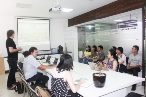 Tiến sĩ Đại học Hamburg (CHLB Đức) tổ chức sinh hoạt học thuật tại ĐH Kiến trúc TP.HCM