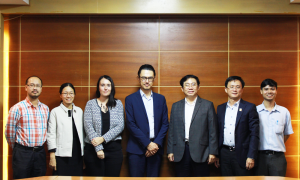 Tiếp đại diện Viện Pháp (trực thuộc Đại sứ quán Pháp)