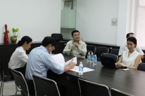 NCS Hoàng Ngọc Lan báo cáo chuyên đề và tiểu luận tổng quan luận án tiến sĩ