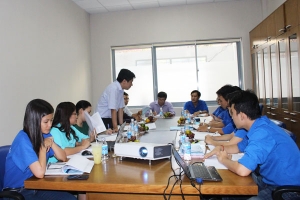 Đoàn trường làm việc với Thành Đoàn về công tác năm 2014 – 2015