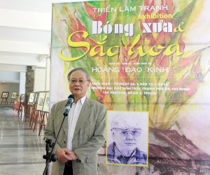 Khai mạc triển lãm tranh “Bóng xưa và Sắc hoa” của GS.TS Hoàng Đạo Kính