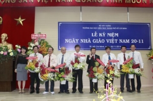 Kỷ niệm ngày Nhà giáo VN: ĐH Kiến trúc TP.HCM có thêm 08 Nhà giáo ưu tú