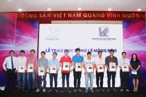 Lễ trao học bổng Lê Mộng Đào năm 2015