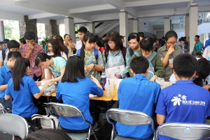 Thông báo về việc xét chọn sinh viên ở Ký túc xá năm học 2015-2016