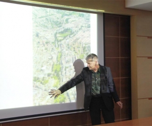 Tiếp đại diện trường Đại học Brighton (Vương Quốc Anh)