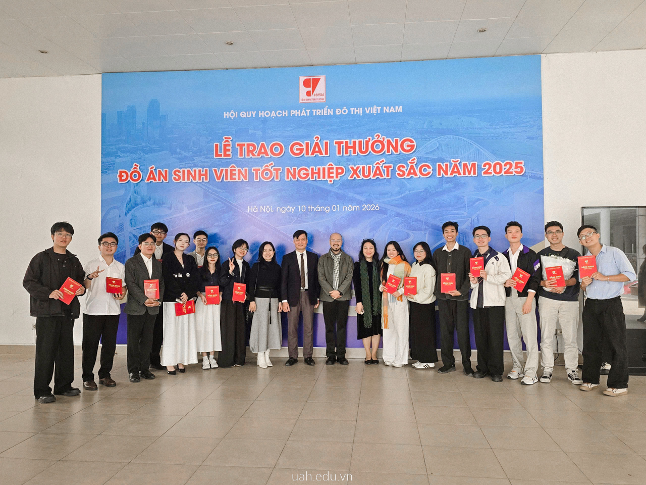 UAH khẳng định dấu ấn đào tạo tại giải thưởng đồ án tốt nghiệp xuất sắc 2025