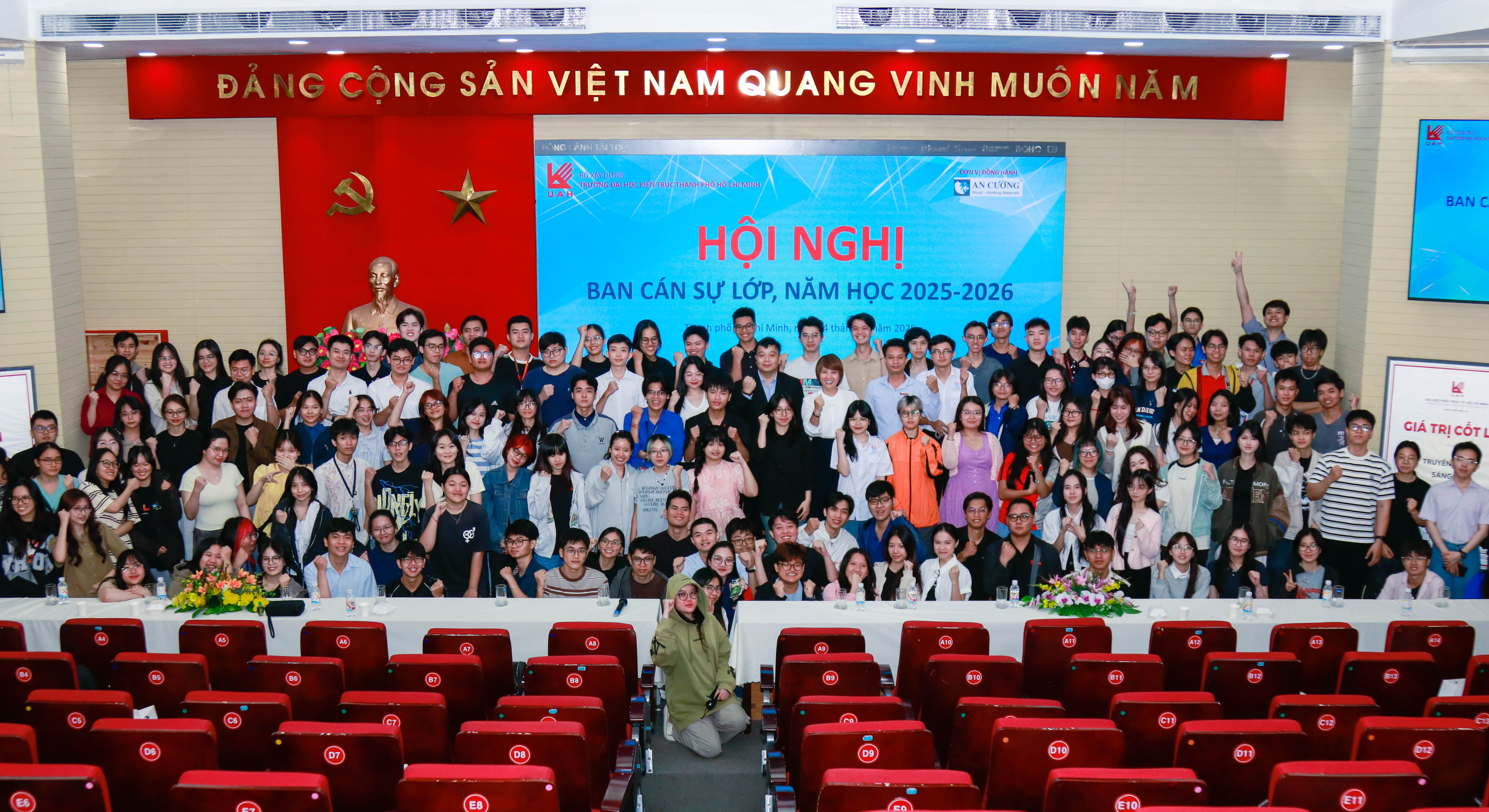 Kết nối ban cán sự lớp: Nghe sinh viên nói, cùng sinh viên làm