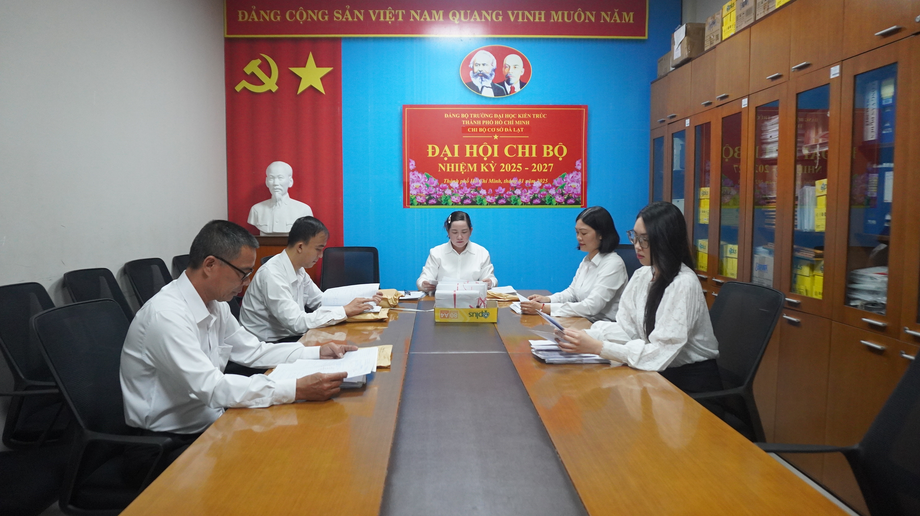 Phòng Pháp chế và Kiểm tra nội bộ