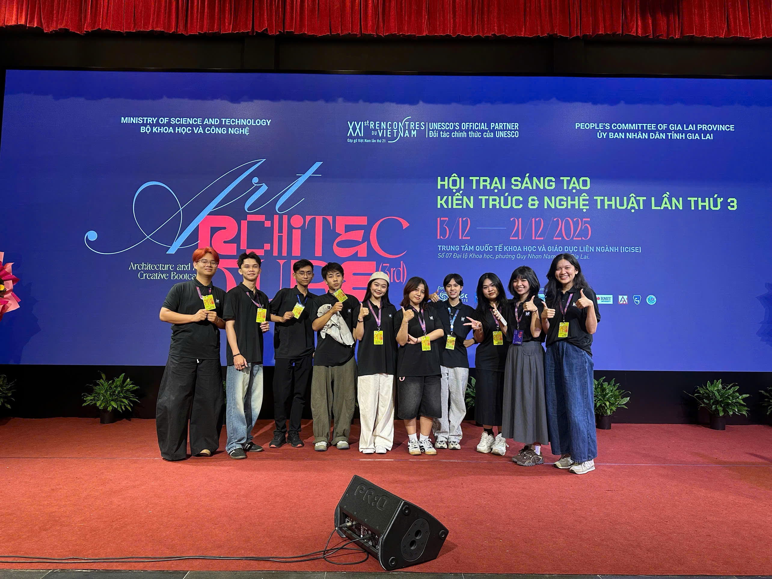 “Tân binh” lần đầu góp mặt, sinh viên UAH khẳng định bản lĩnh dẫn dắt tại Hội trại Sáng tạo Kiến trúc & Nghệ thuật 2025