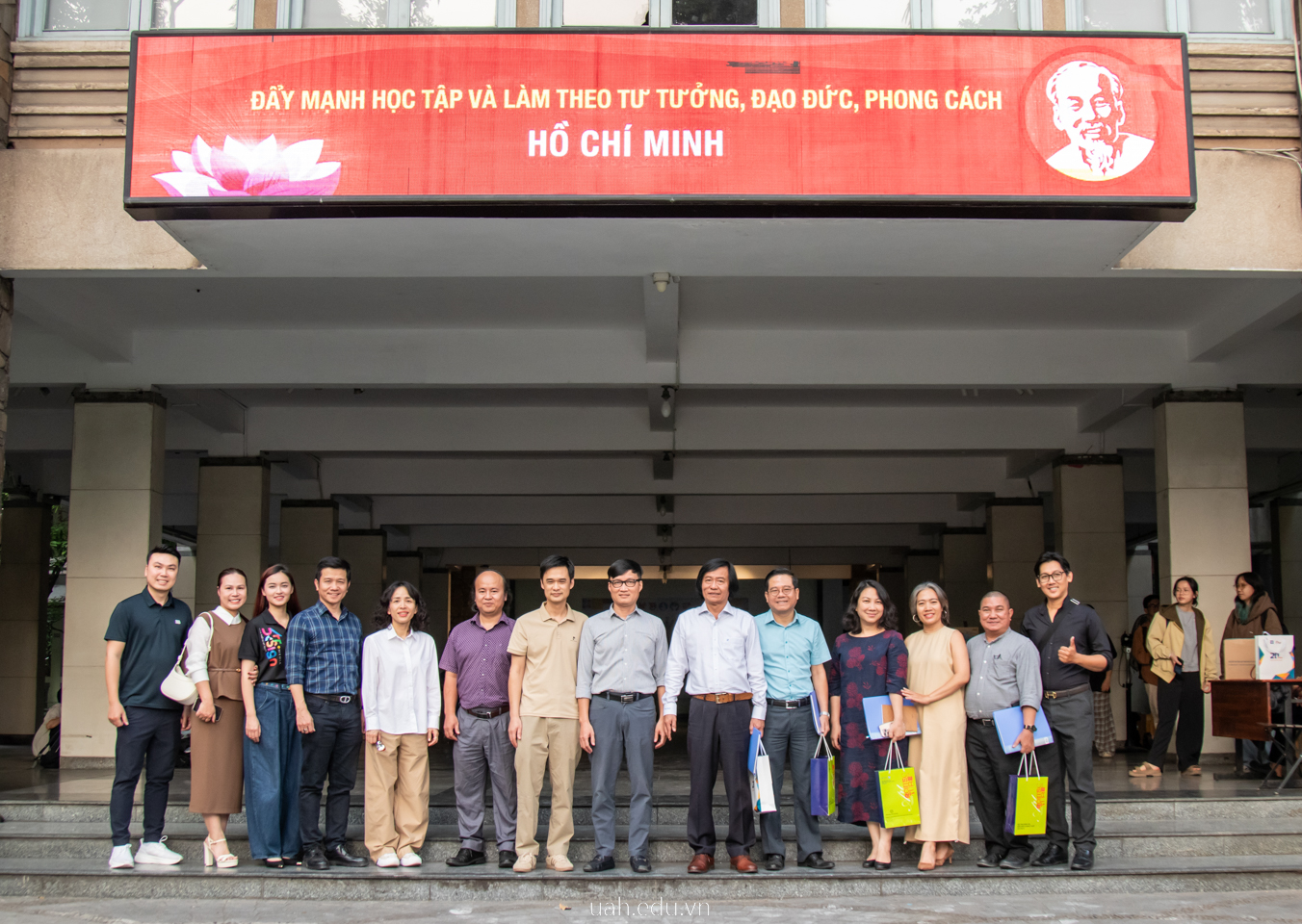 UAH và HAU cộng hưởng, nâng tầm “tiếng nói đào tạo” khối ngành mỹ thuật - thiết kế