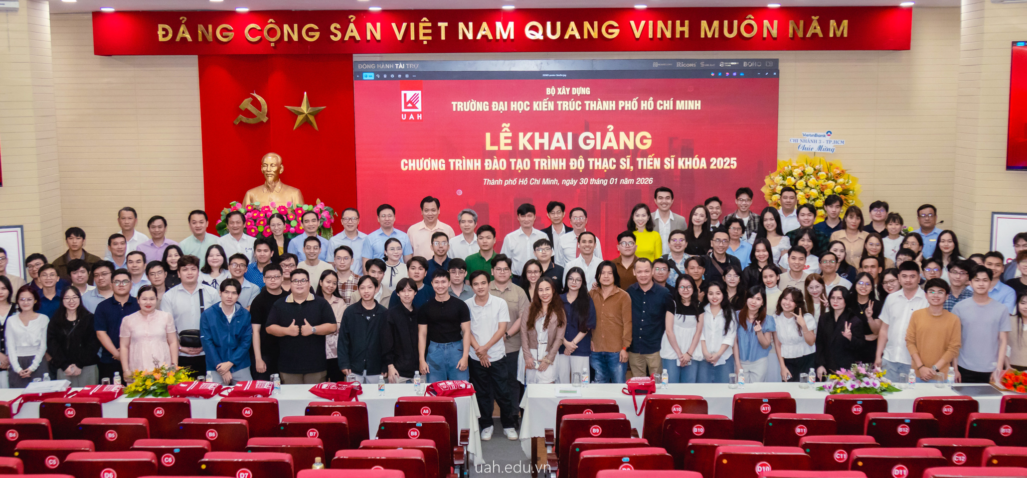  Lễ khai giảng sau đại học năm 2025, mở đầu hành trình học tập và nghiên cứu của các học viên, nghiên cứu sinh UAH