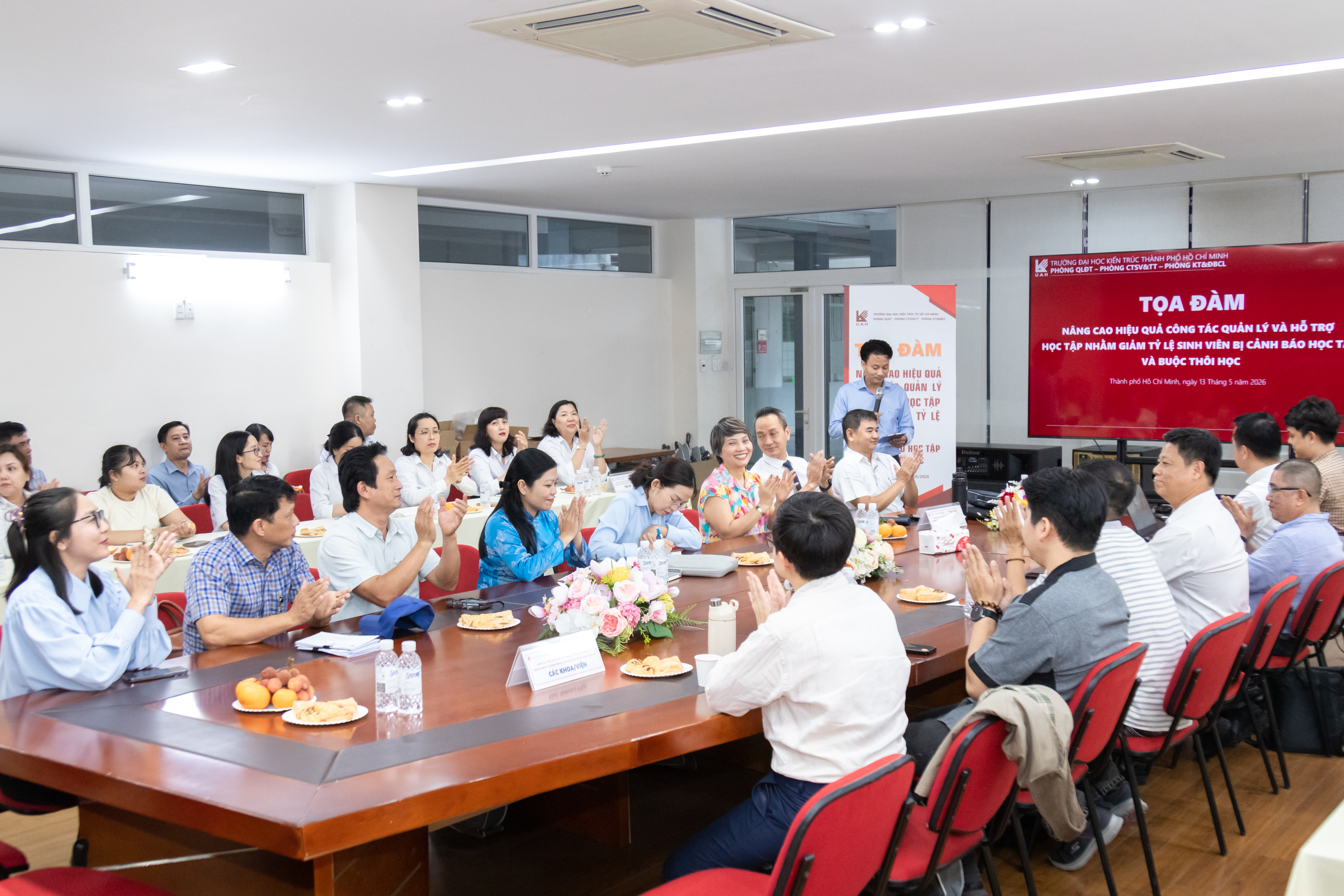 Chặn đà “đứt gánh” học tập: UAH và chiến lược đồng hành toàn diện cùng người học