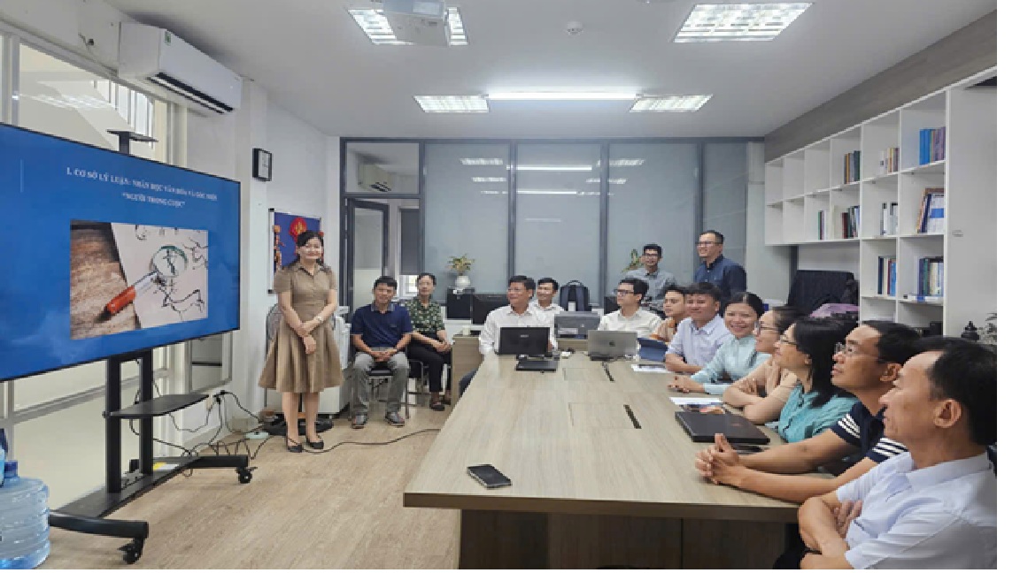 KHOA KHOA HỌC CƠ BẢN TỔ CHỨC CHUỖI SINH HOẠT HỌC THUẬT: TỪ CÔNG NGHỆ LƯỢNG TỬ ĐẾN PHƯƠNG PHÁP NGHIÊN CỨU NHÂN HỌC