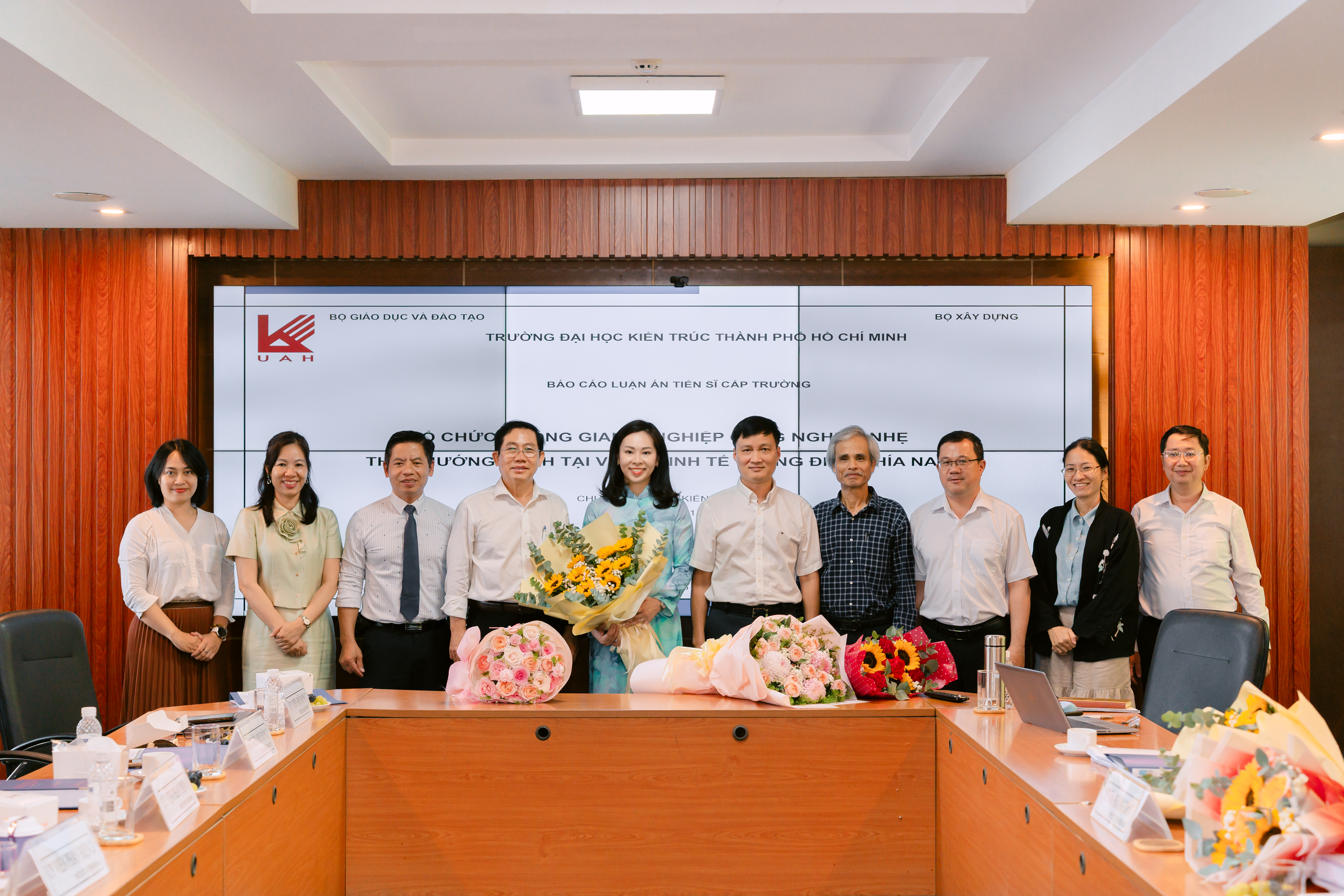 NCS Đặng Hoàng Quyên bảo vệ thành công luận án Tiến sĩ cấp Trường