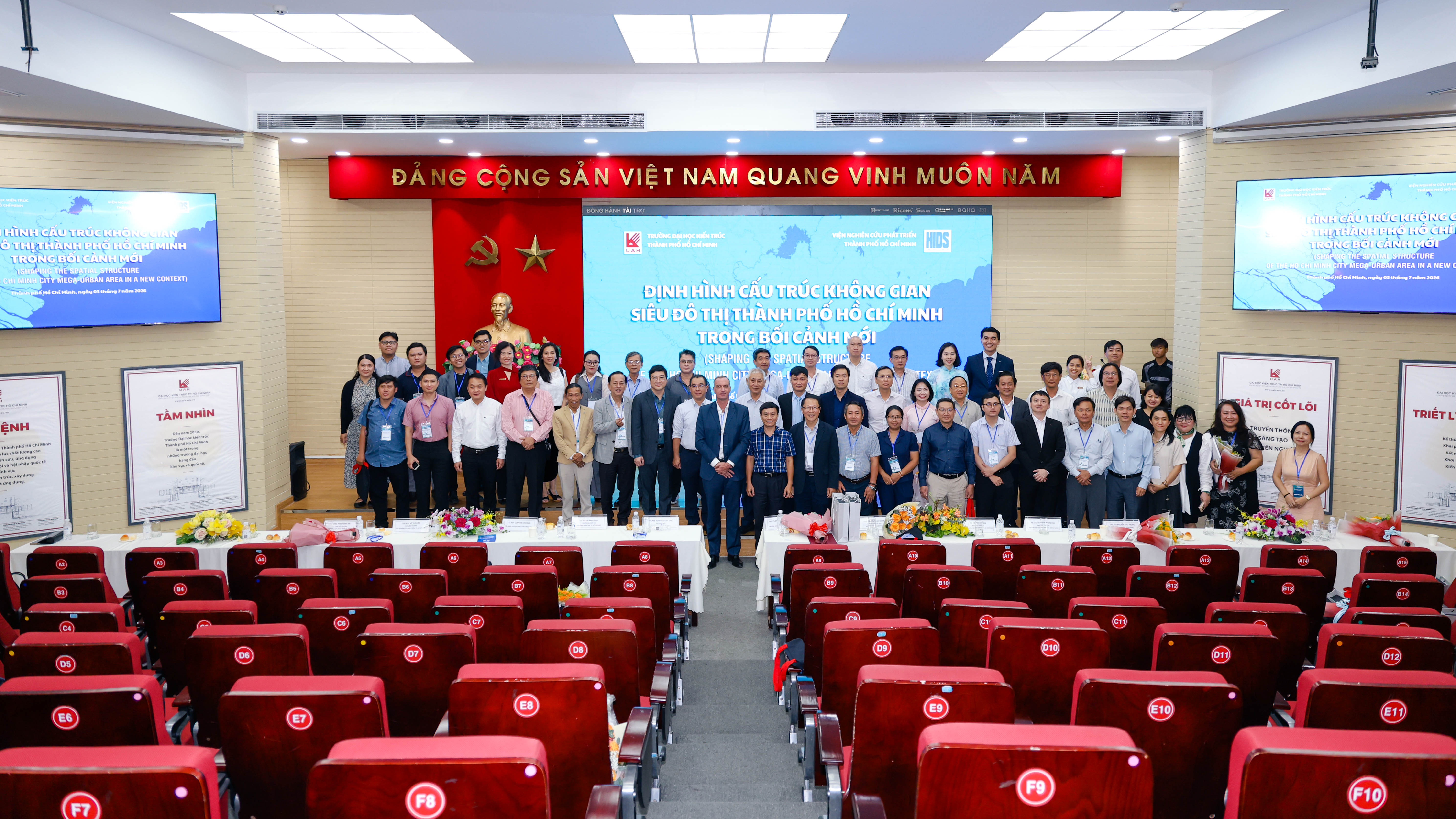 Hội thảo khoa học “Định hình cấu trúc không gian đô thị Thành phố Hồ Chí Minh trong bối cảnh mới”