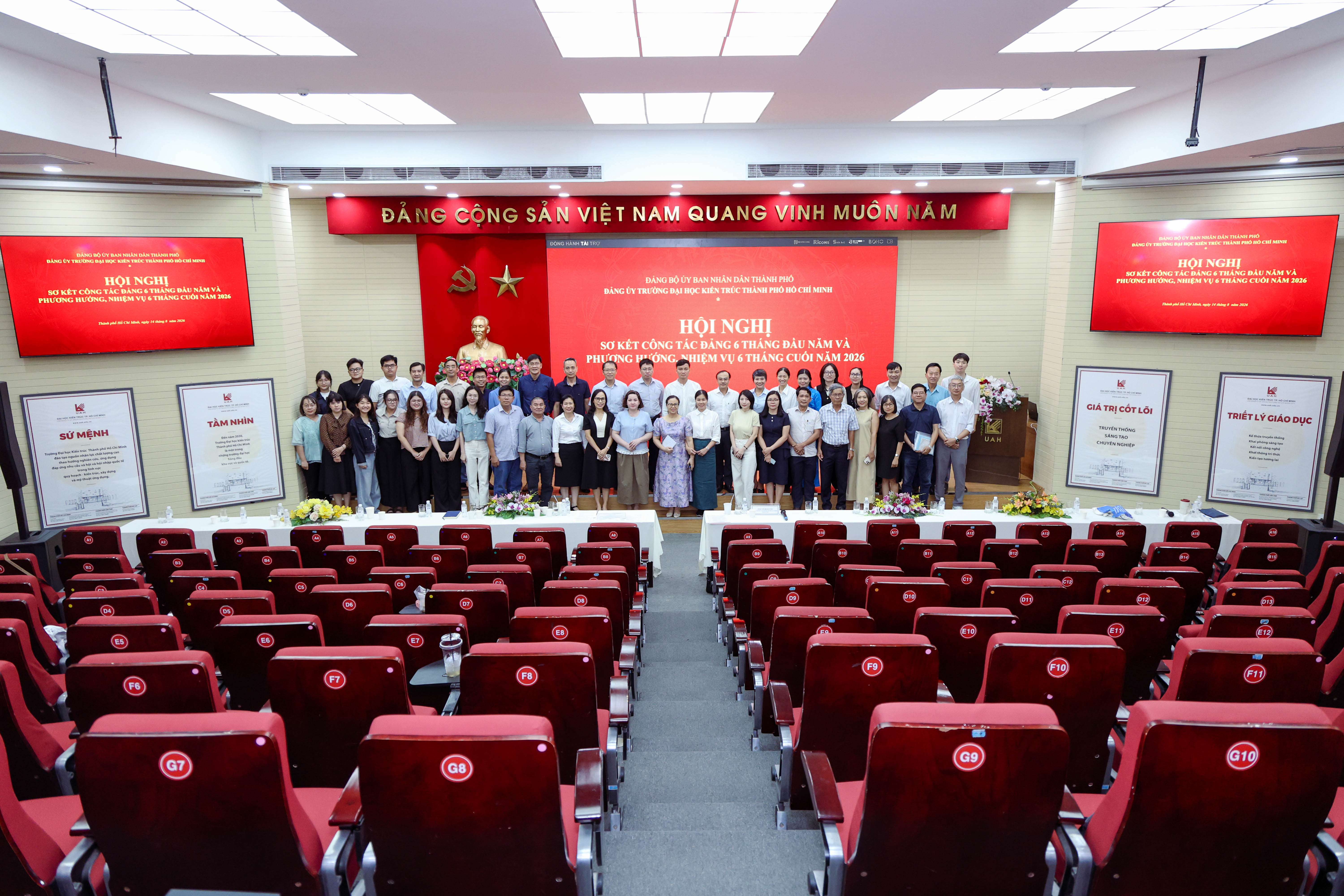 Sơ kết công tác Đảng 6 tháng đầu năm 2026: Gắn công tác xây dựng Đảng với nhiệm vụ chính trị của Nhà trường