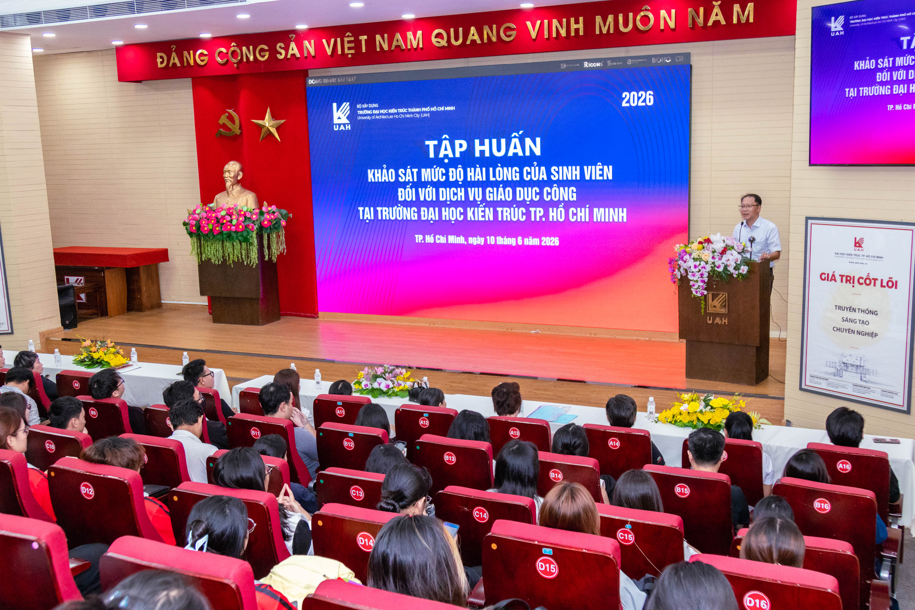 Tập huấn triển khai khảo sát mức độ hài lòng của sinh viên đối với dịch vụ giáo dục công năm 2026
