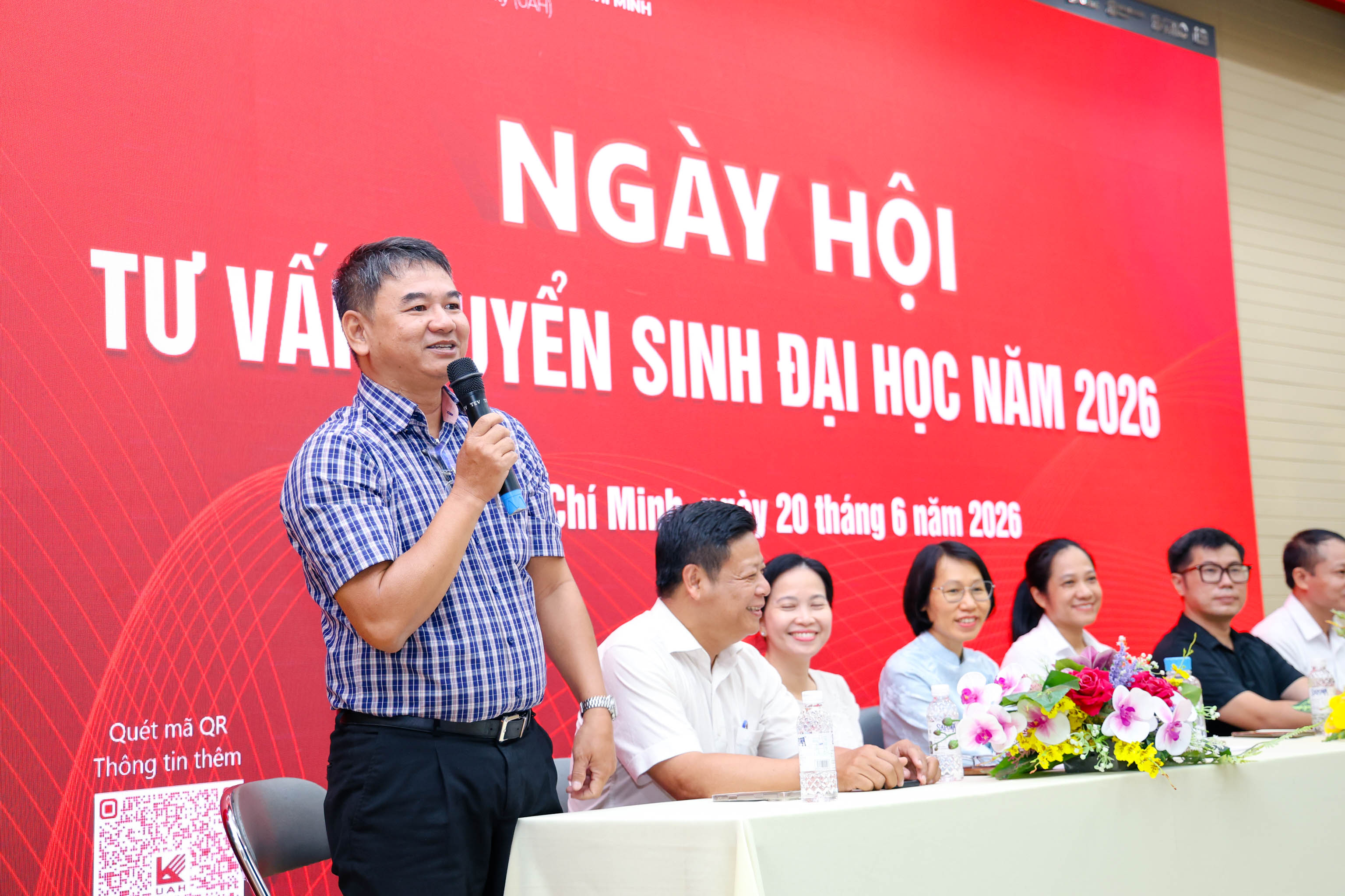 UAH đồng hành cùng sĩ tử ở chặng cuối mùa tuyển sinh Đại học năm 2026