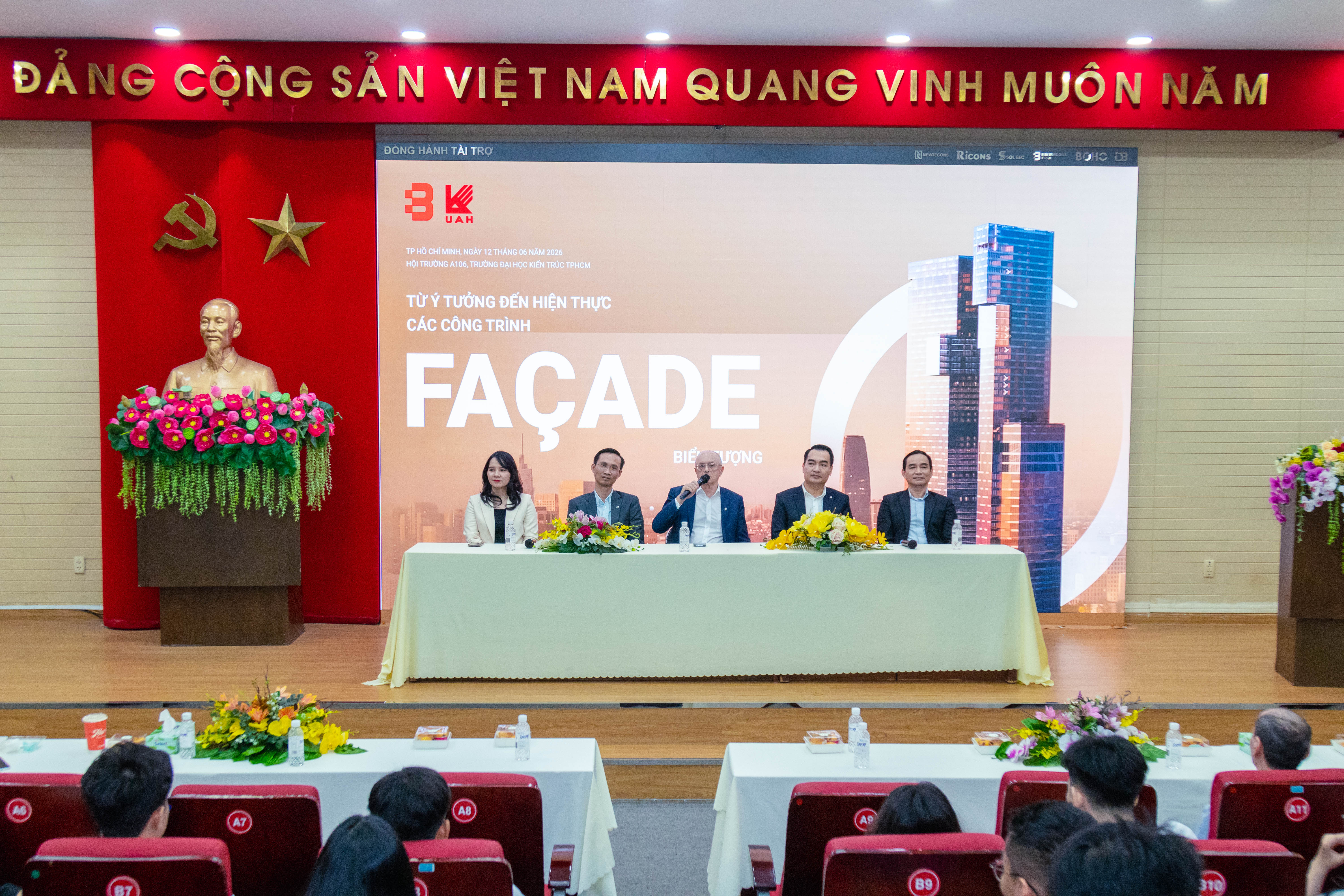 UAH nâng cao năng lực thực tiễn cho sinh viên trước xu hướng phát triển công nghệ mặt dựng toàn cầu