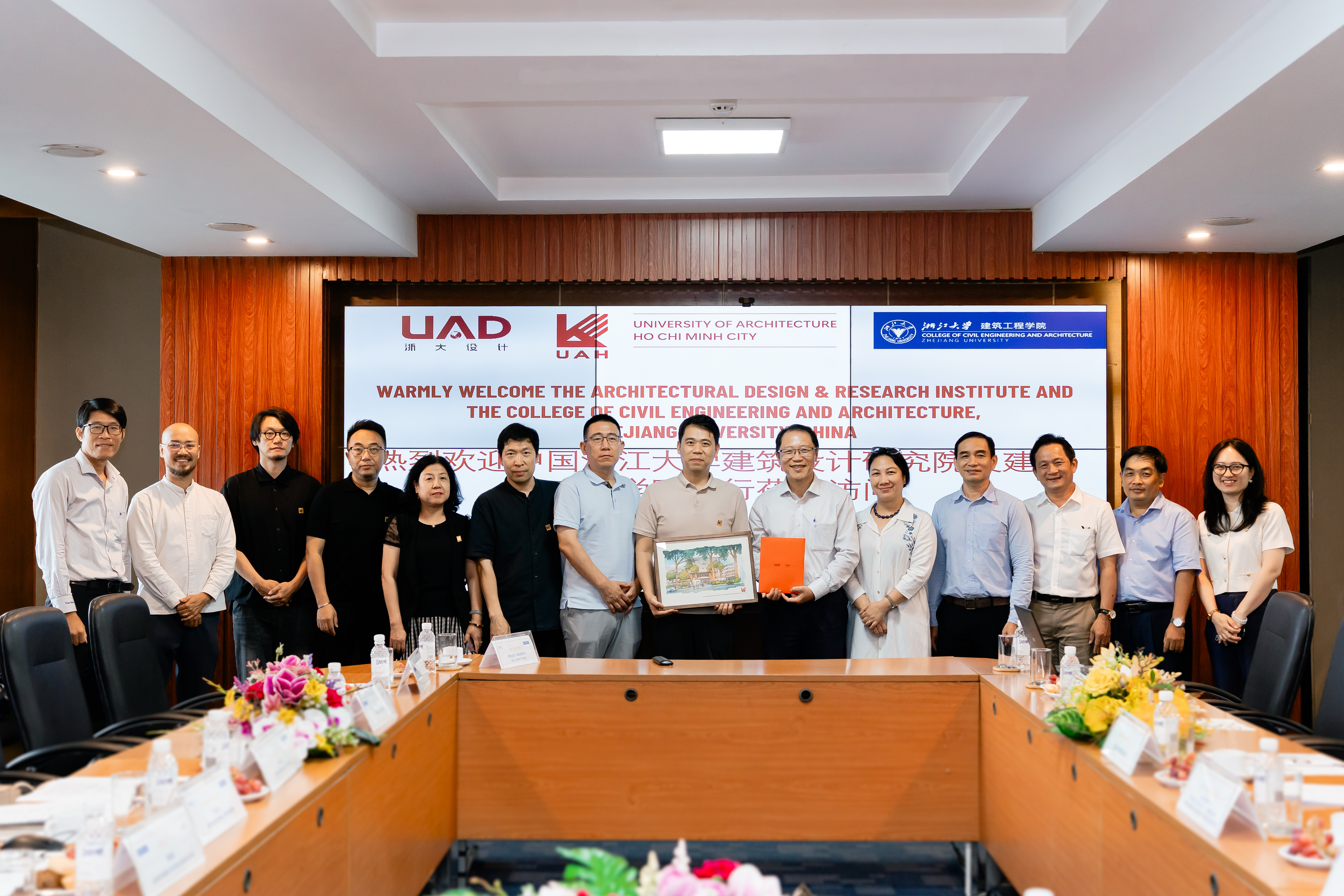 UAH và Đại học Chiết Giang mở hướng hợp tác nghiên cứu đô thị thông minh