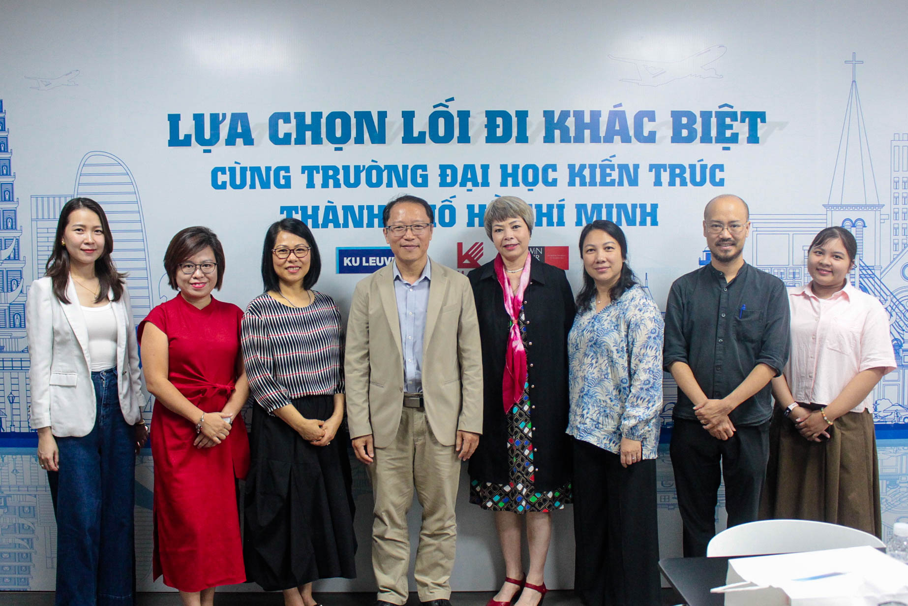 UAH và Đại học Monash đẩy mạnh hợp tác đào tạo, nghiên cứu quốc tế