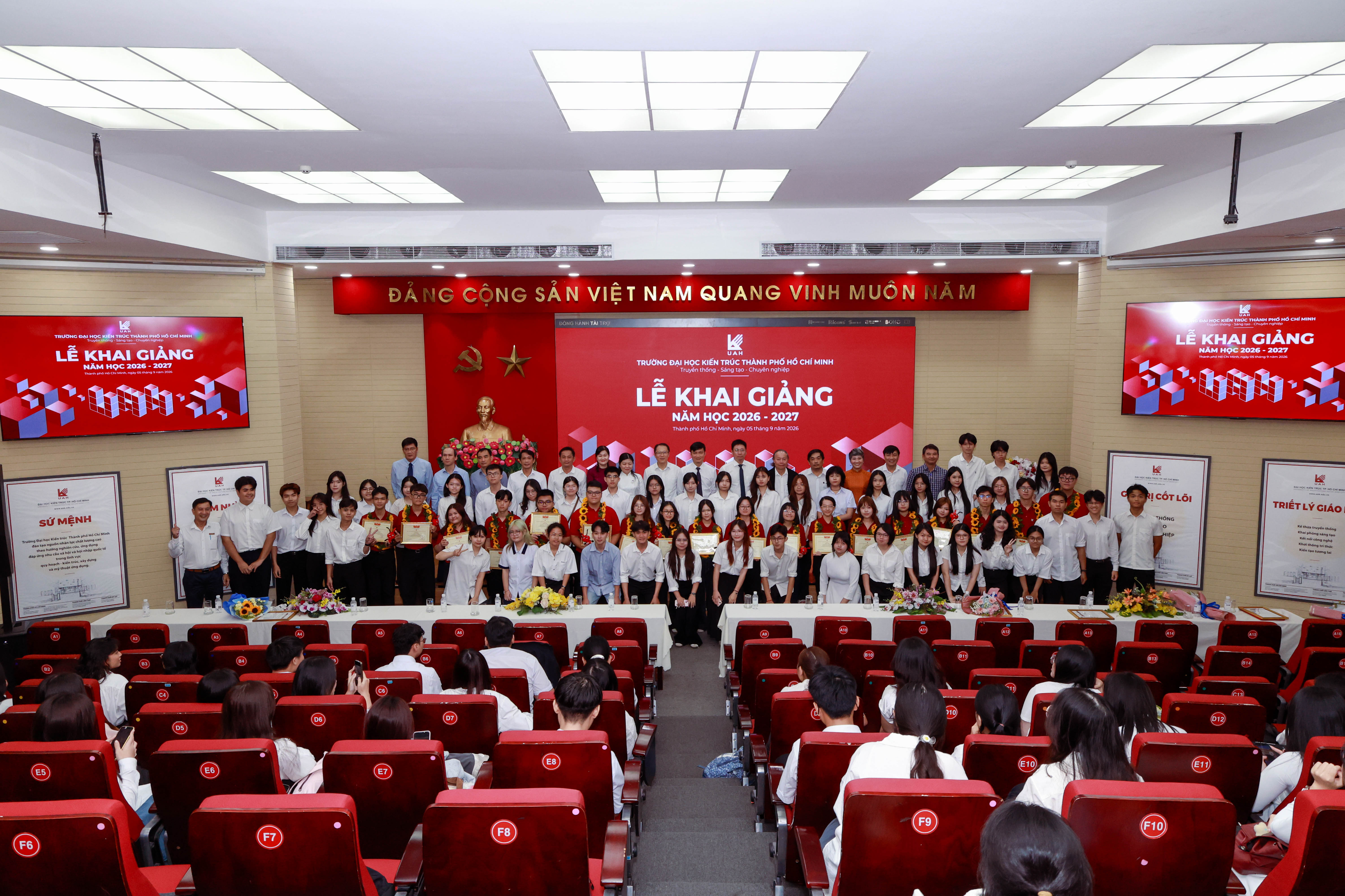 Lễ Khai giảng UAH 2026-2027: Từ những lựa chọn riêng, cùng kiến tạo hành trình tại UAH