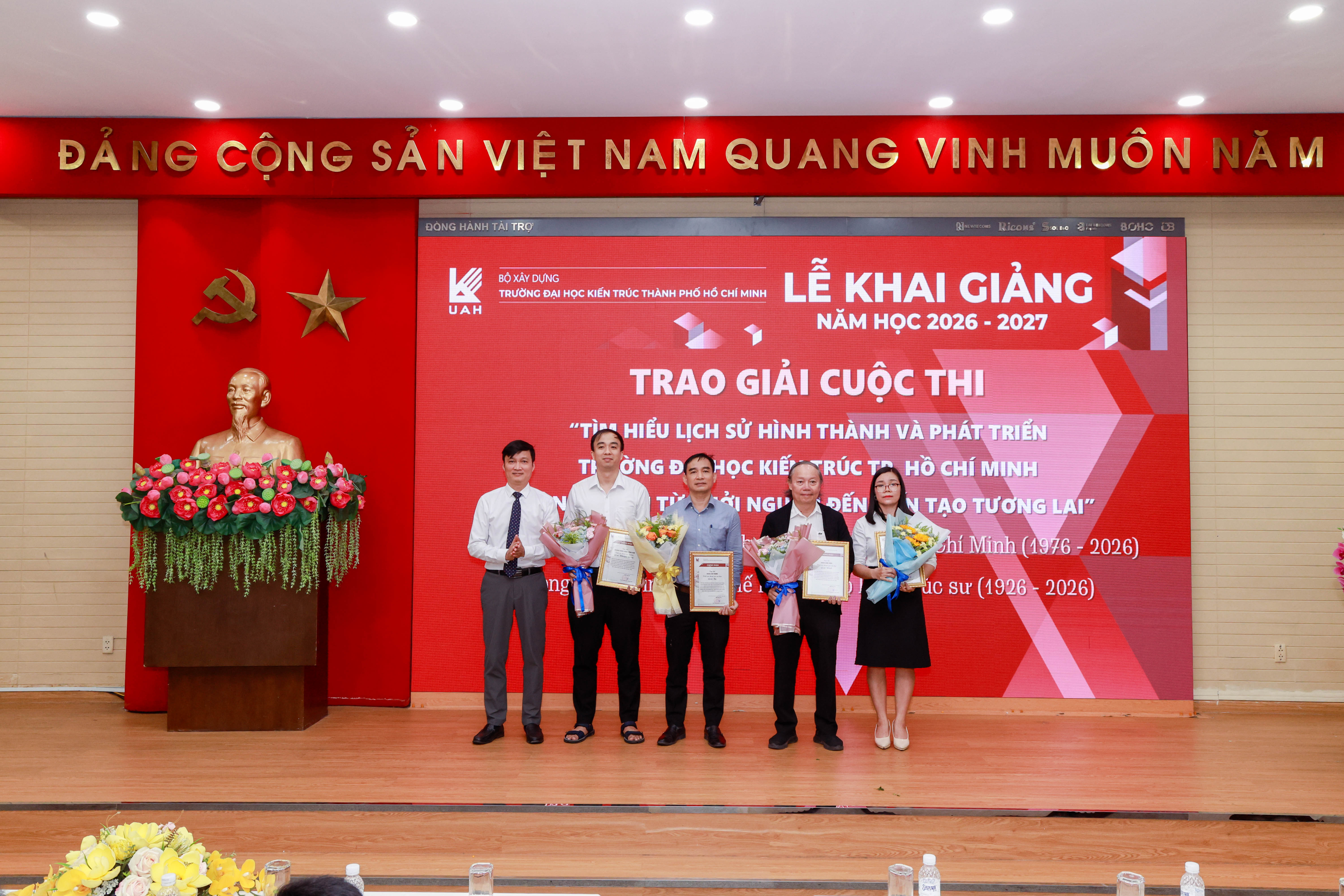 Lễ trao giải Cuộc thi tìm hiểu lịch sử UAH, ôn lại chặng đường đầy tự hào