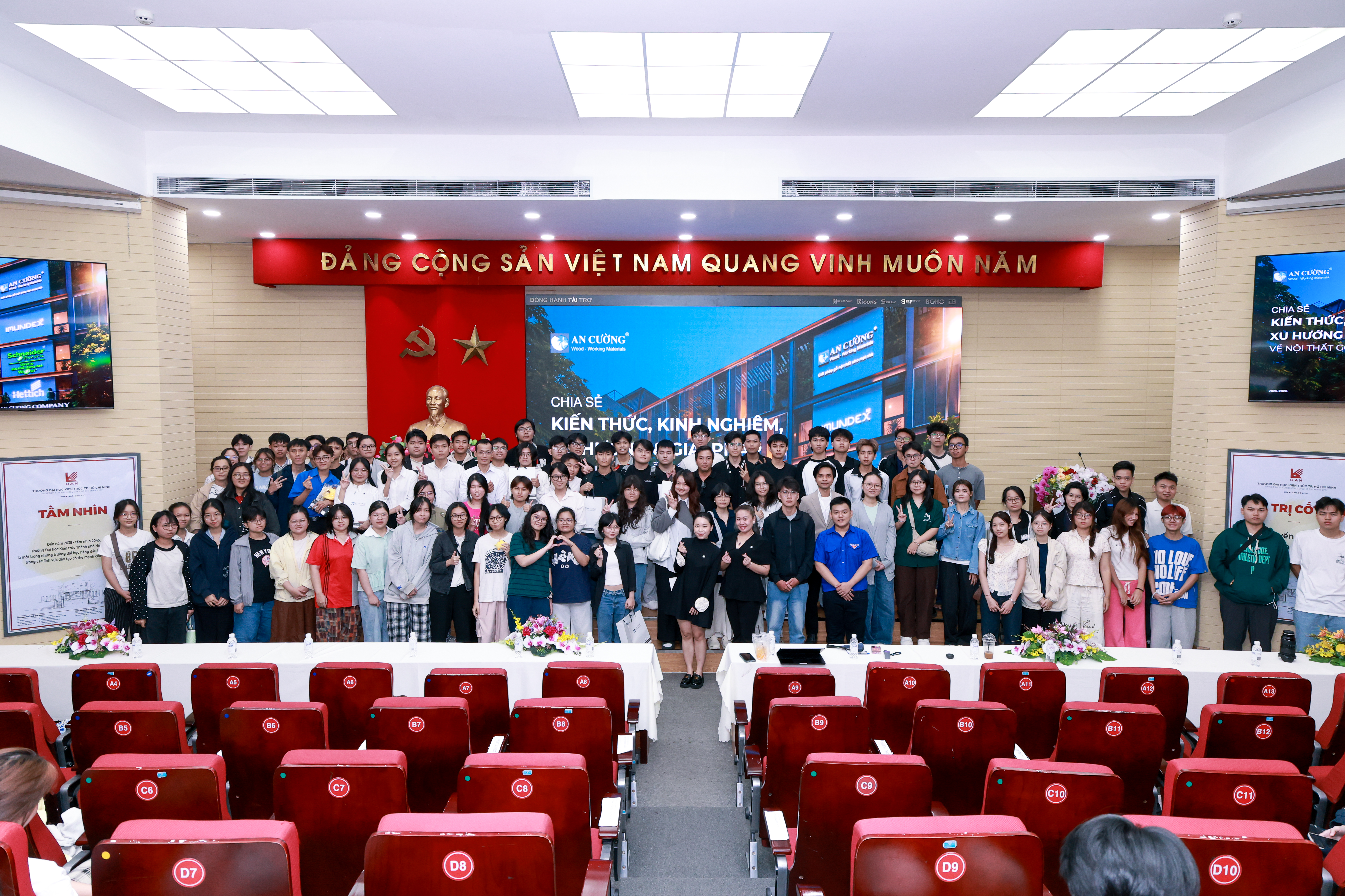 UAH kết nối kiến thức chuyên ngành với thực tiễn thiết kế và thi công nội thất