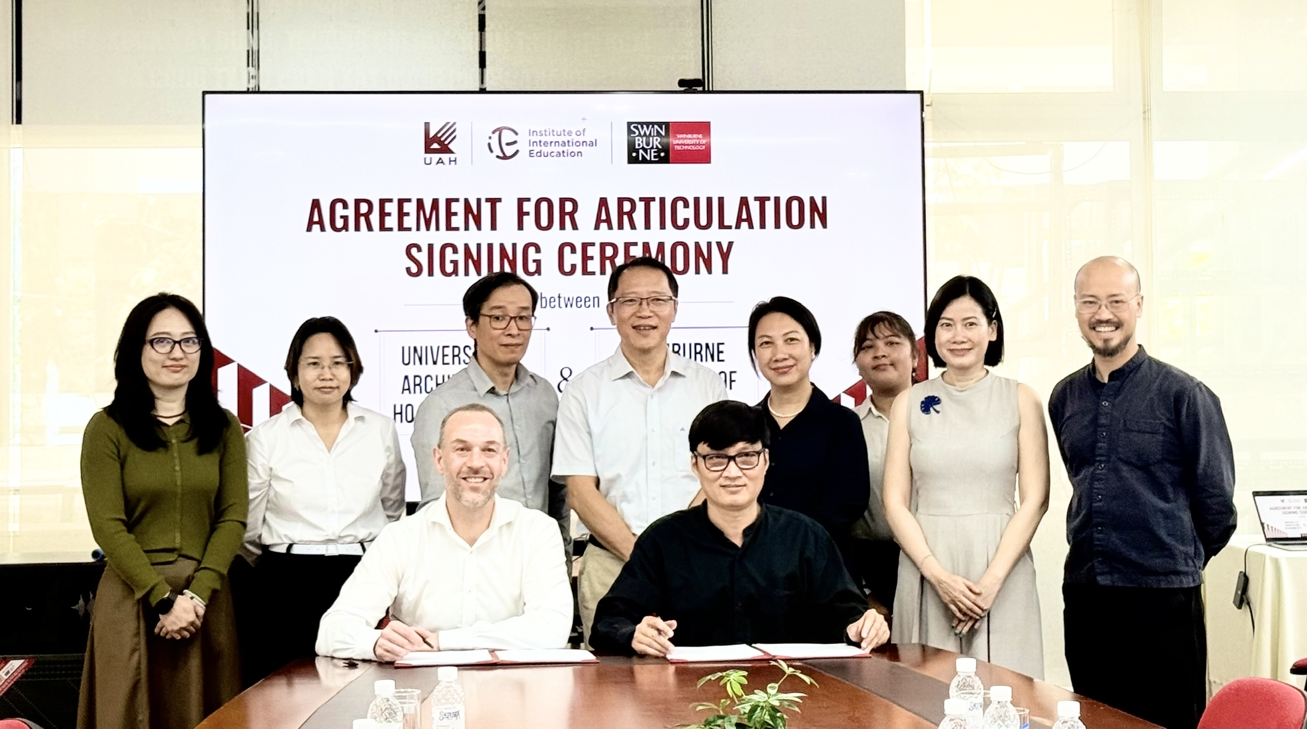 UAH và Đại học Công nghệ Swinburne tiếp tục hợp tác đào tạo giai đoạn 2026-2030